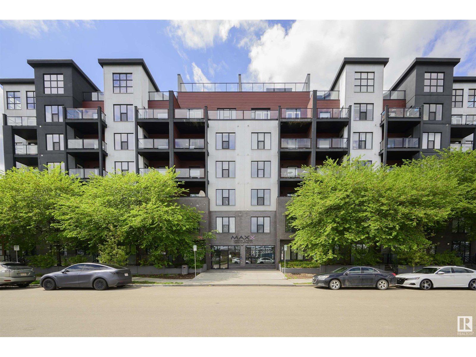 #302 10518 113 ST NW, edmonton, Alberta