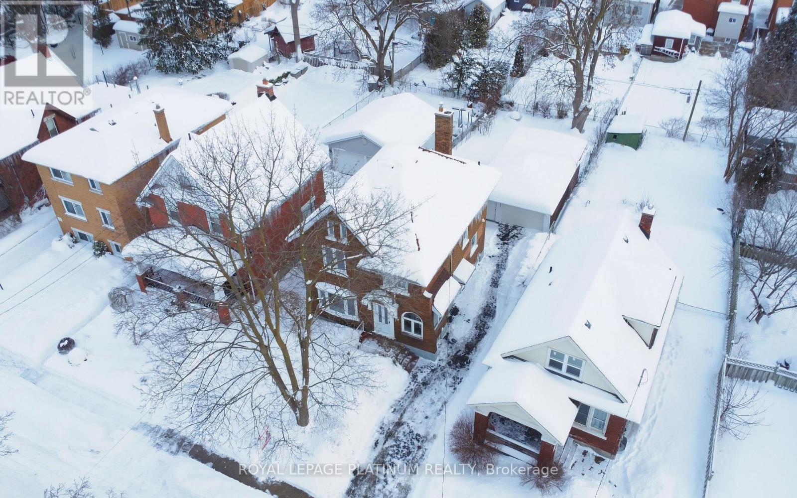 44 Troy Street, Kitchener, Ontario  N2H 1L8 - Photo 29 - X12171340