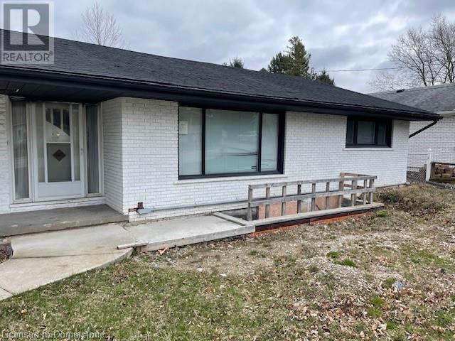 Property at 3957 VICTORIA AVENUE NORTH Avenue image 4