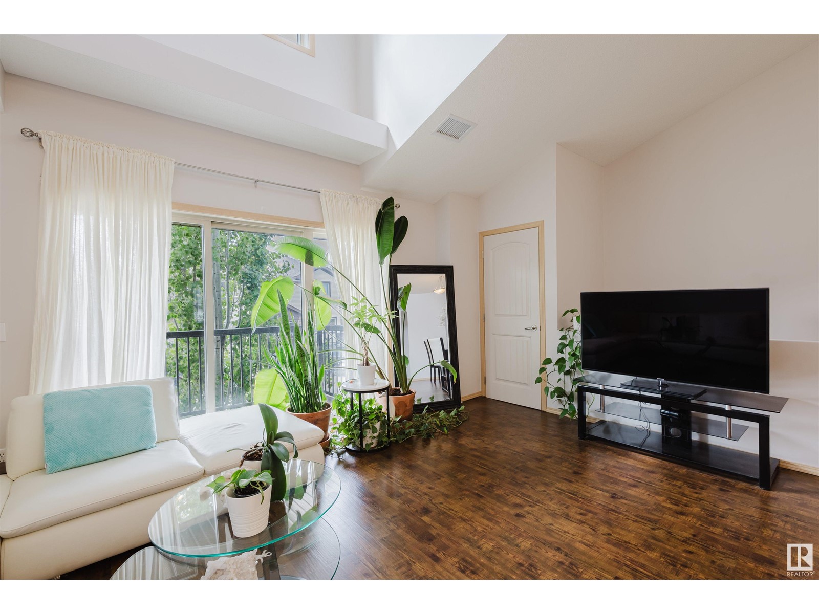 Property at #18 604 62 ST SW image 4