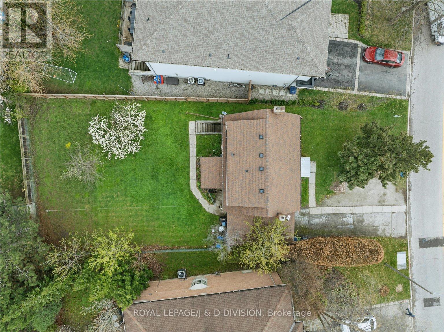 80 COLLINSON BOULEVARD, toronto (clanton park), Ontario