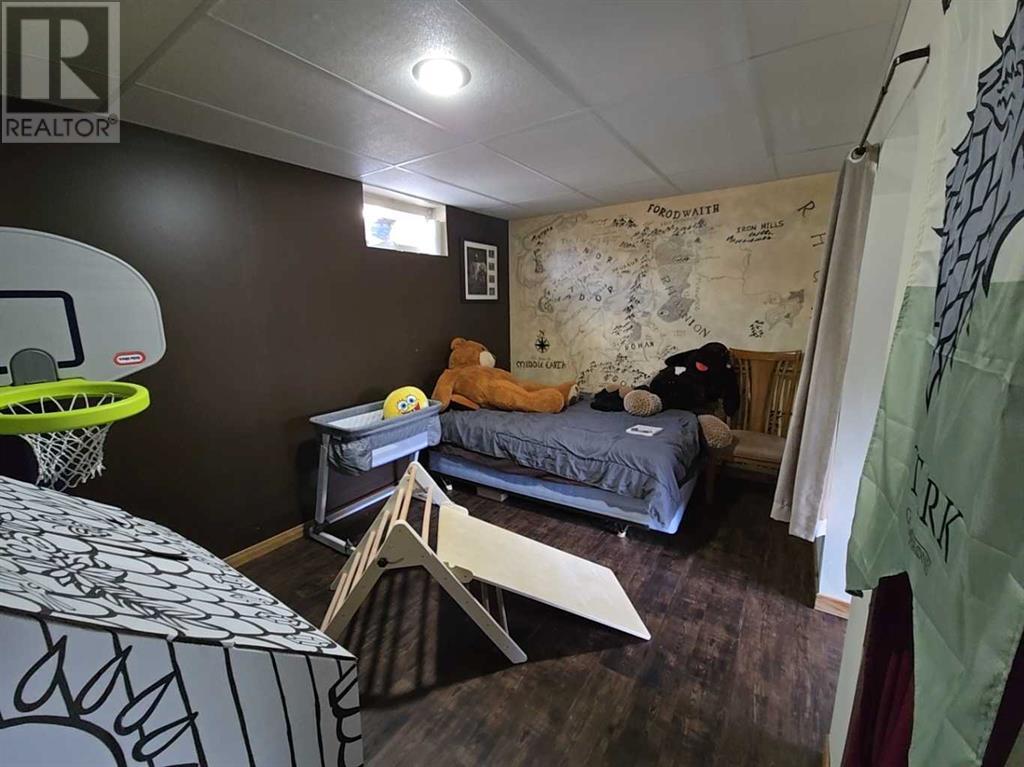 401 7 Avenue, Fox Creek, Alberta  T0H 1P0 - Photo 37 - A2224309