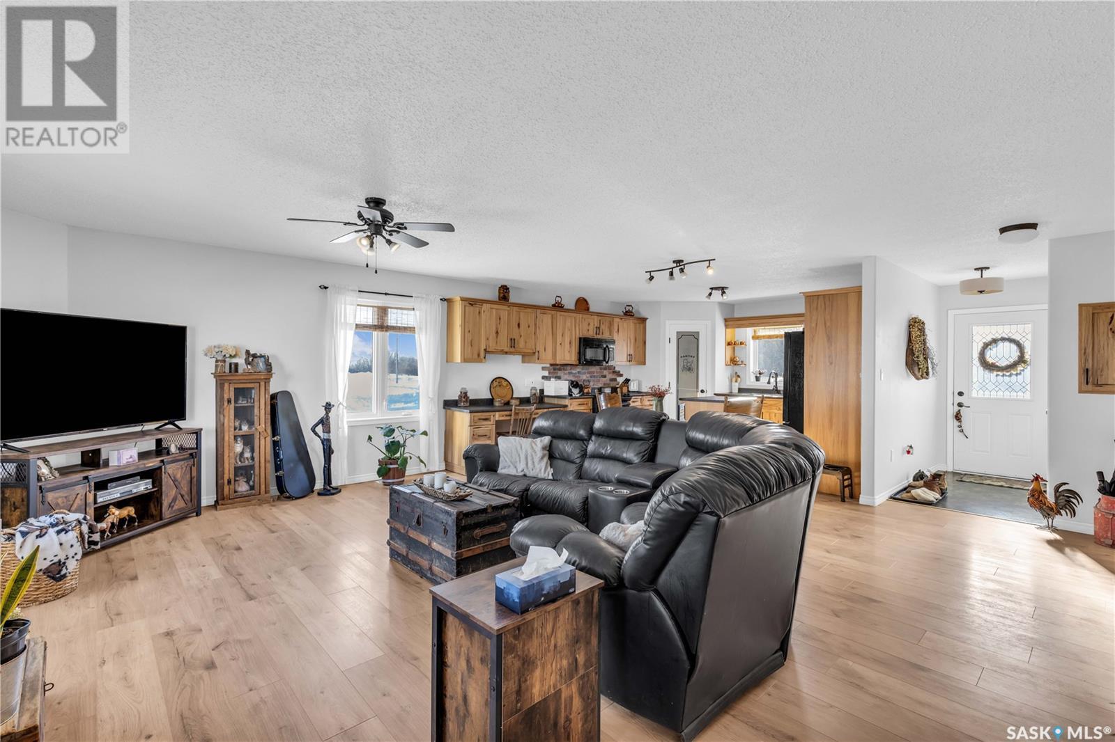 18 W 1st Street, Baldwinton, Saskatchewan  S0M 0B0 - Photo 11 - SK007046