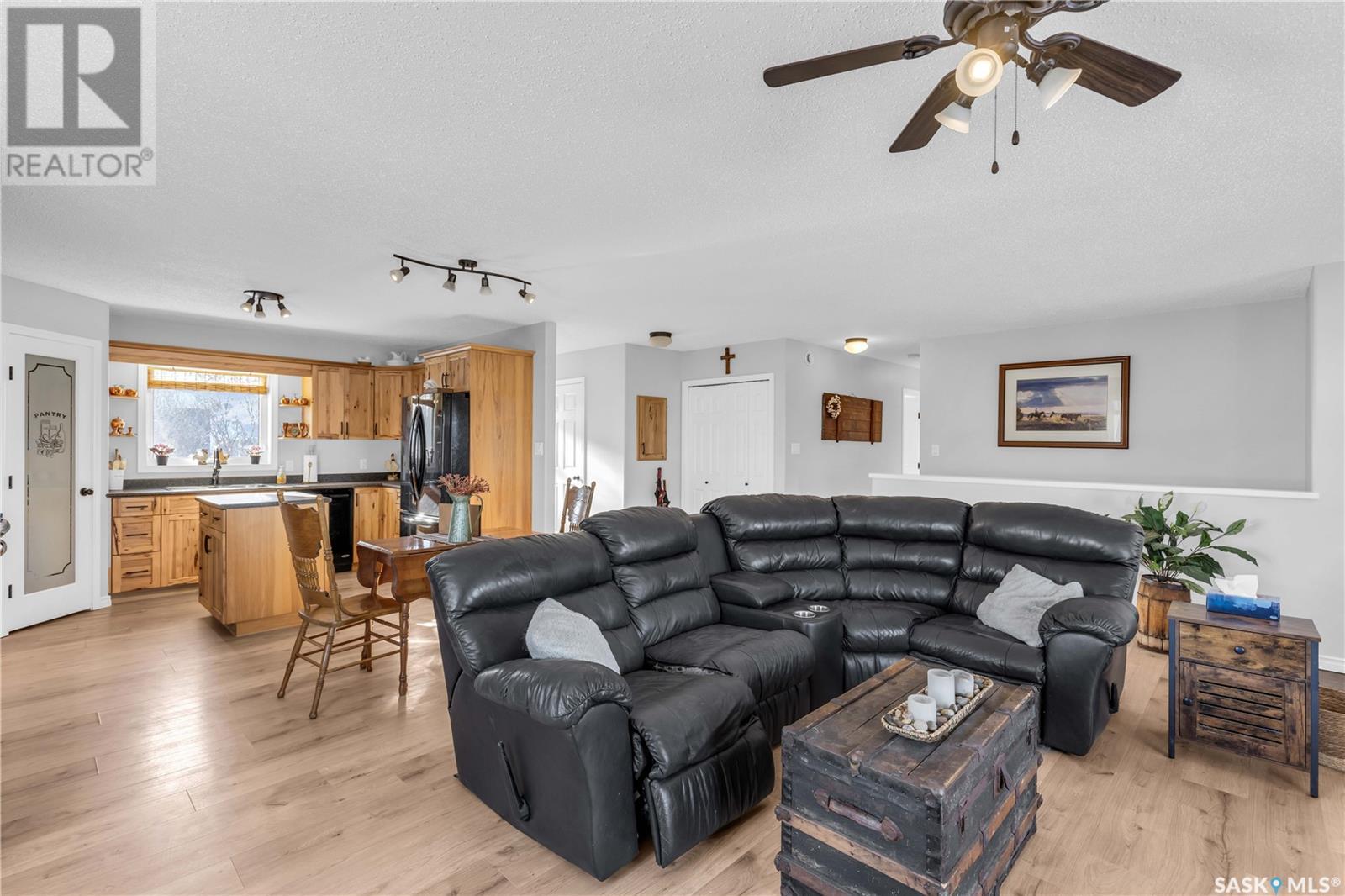 18 W 1st Street, Baldwinton, Saskatchewan  S0M 0B0 - Photo 12 - SK007046