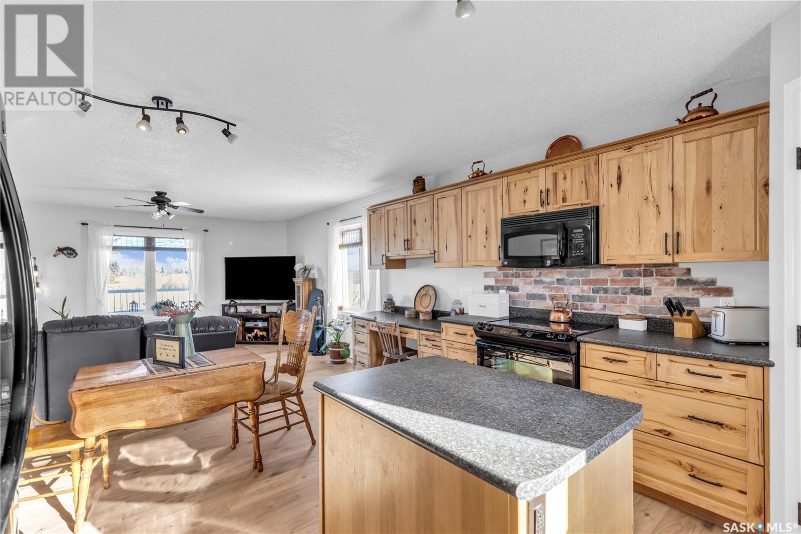 18 W 1st Street, Baldwinton, Saskatchewan  S0M 0B0 - Photo 8 - SK007046