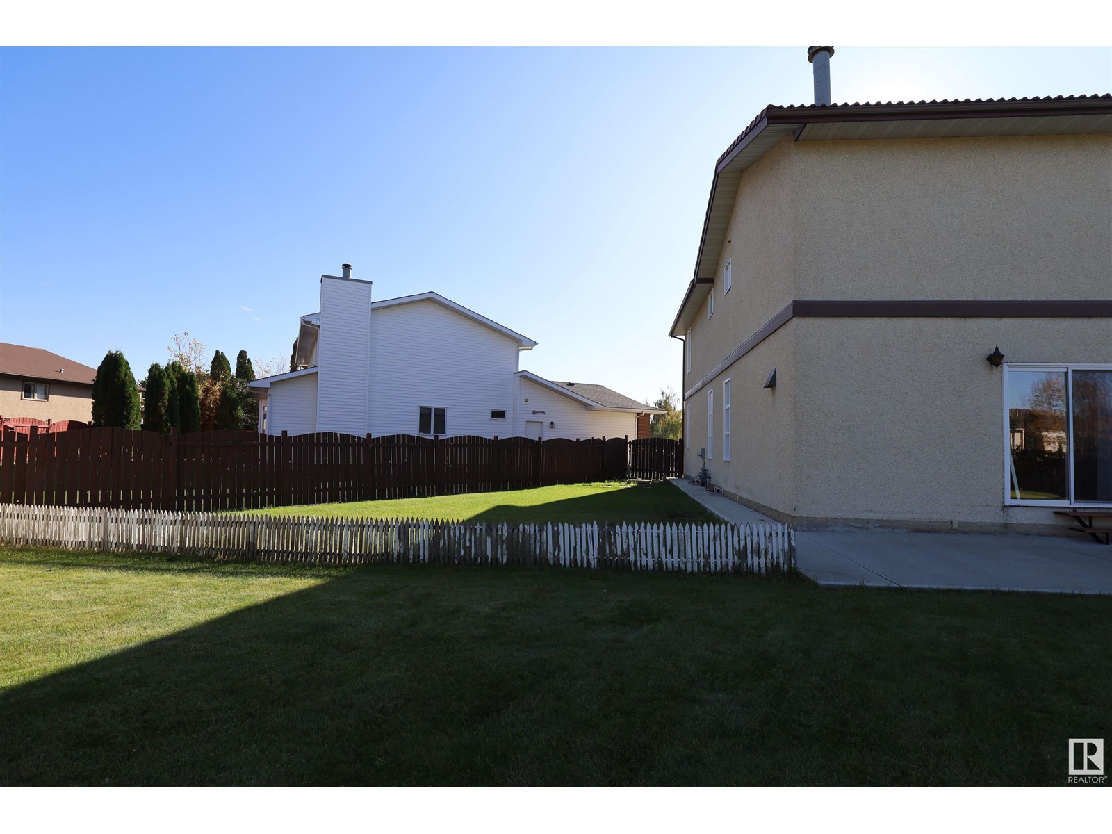 Property at 8714 152B AV NW image 4