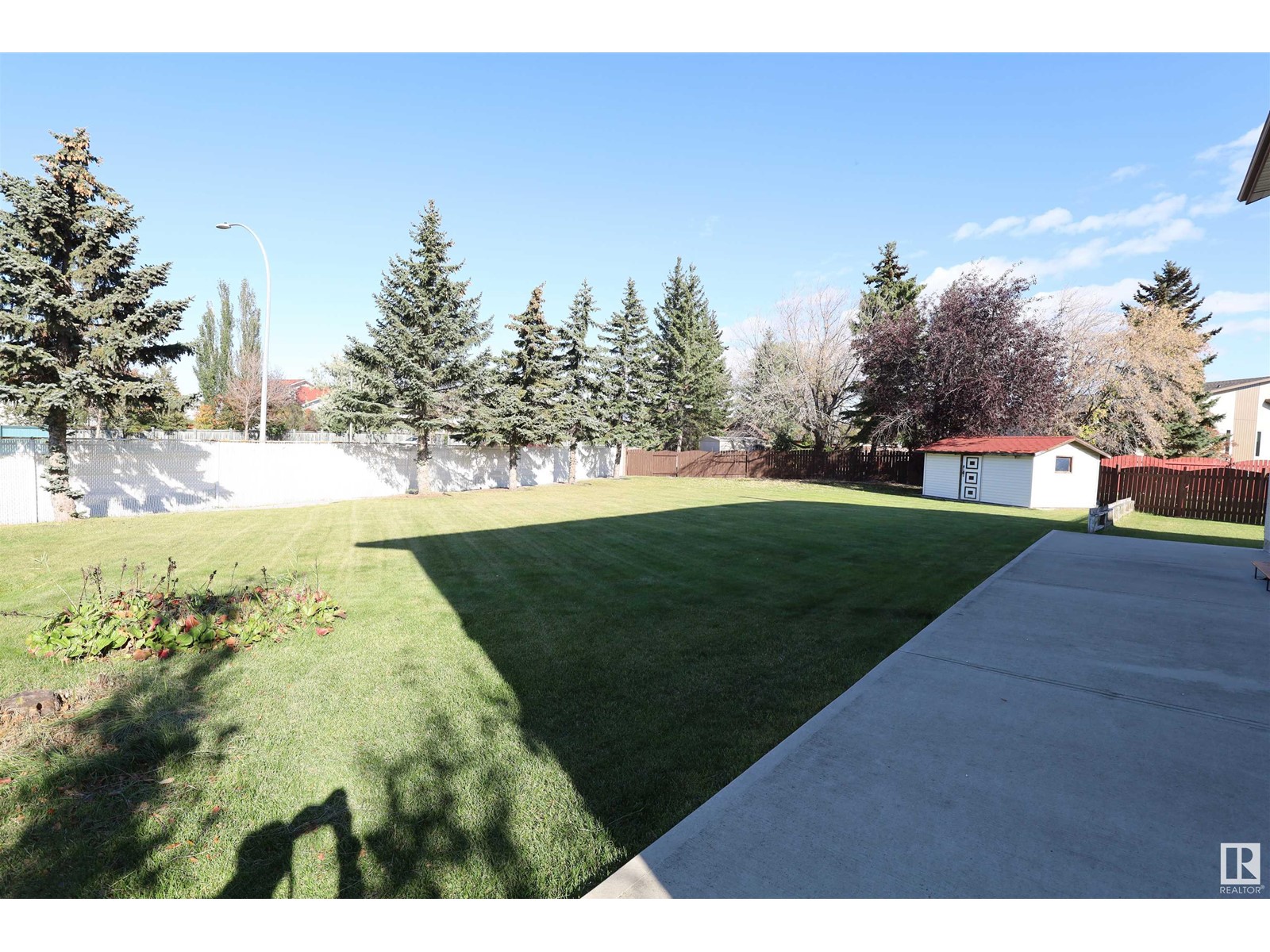 Property at 8714 152B AV NW image 2