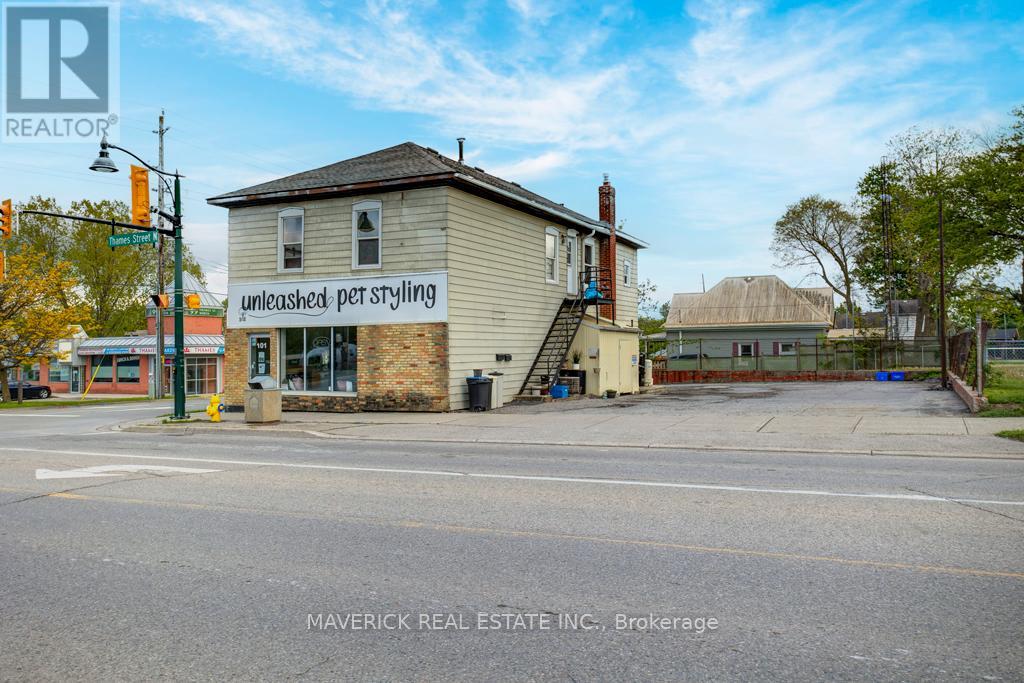 101 Thames Street N, Ingersoll, Ontario  N5C 3C9 - Photo 2 - X12171447