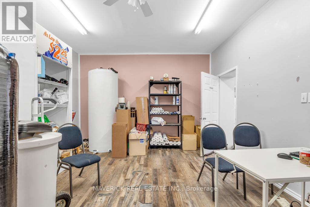 101 Thames Street N, Ingersoll, Ontario  N5C 3C9 - Photo 7 - X12171447