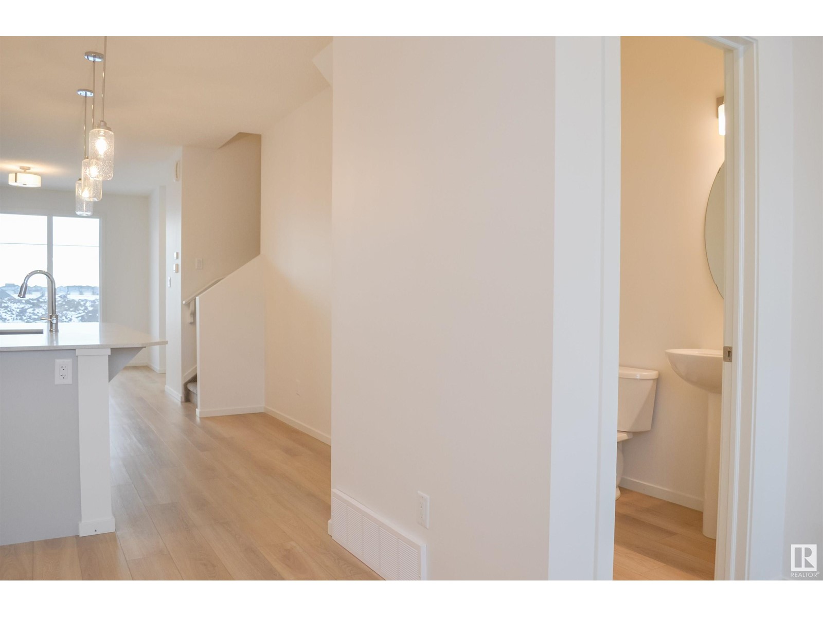 4619 177 Av Nw, Edmonton, Alberta  T5Y 4B7 - Photo 7 - E4438396