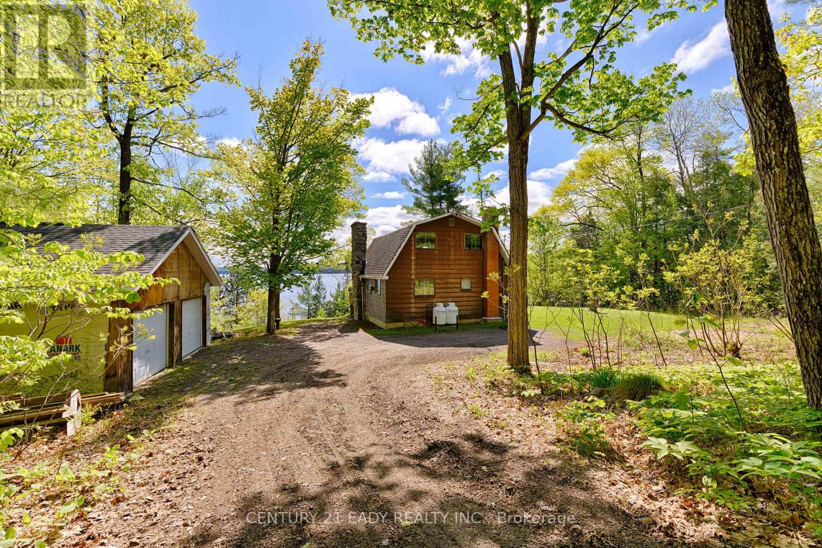 1044 Beachs Lane, Greater Madawaska, Ontario  K0J 1H0 - Photo 6 - X12171446