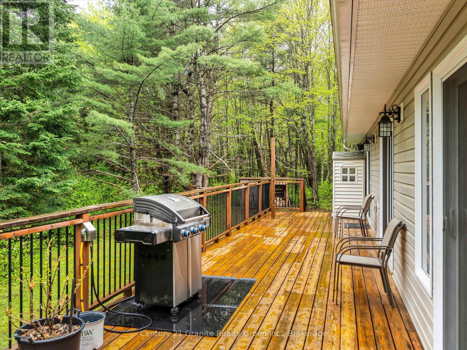 2302 Buckslide Road, Algonquin Highlands, Ontario  K0M 1J1 - Photo 36 - X12170461