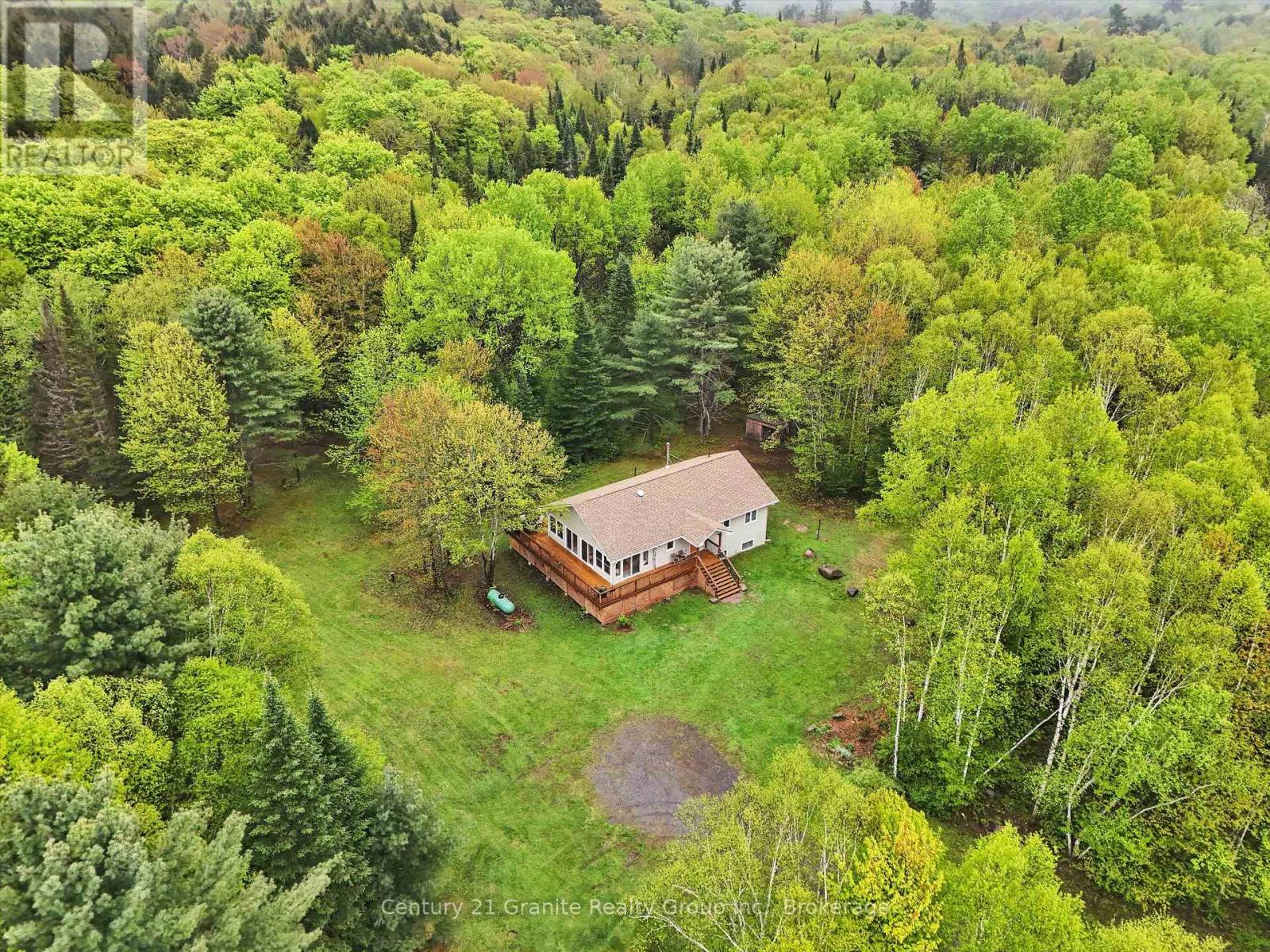 2302 Buckslide Road, Algonquin Highlands, Ontario  K0M 1J1 - Photo 38 - X12170461