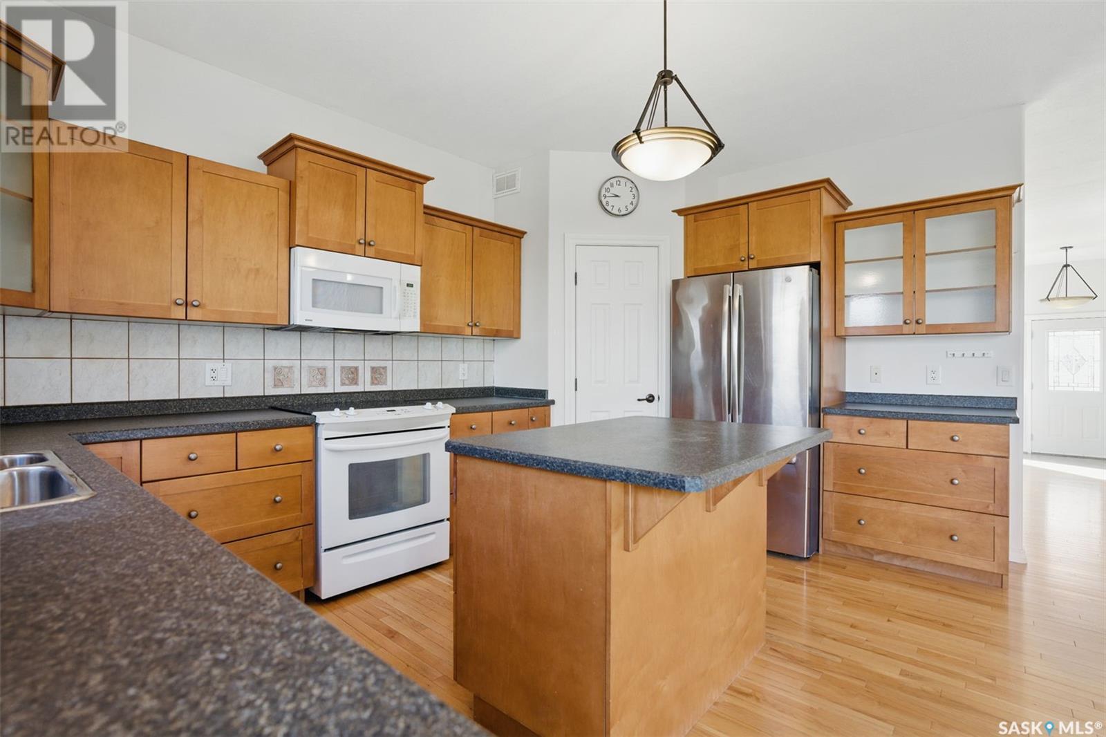 208 Crenshaw Way, Warman, Saskatchewan  S0K 4S1 - Photo 7 - SK006957