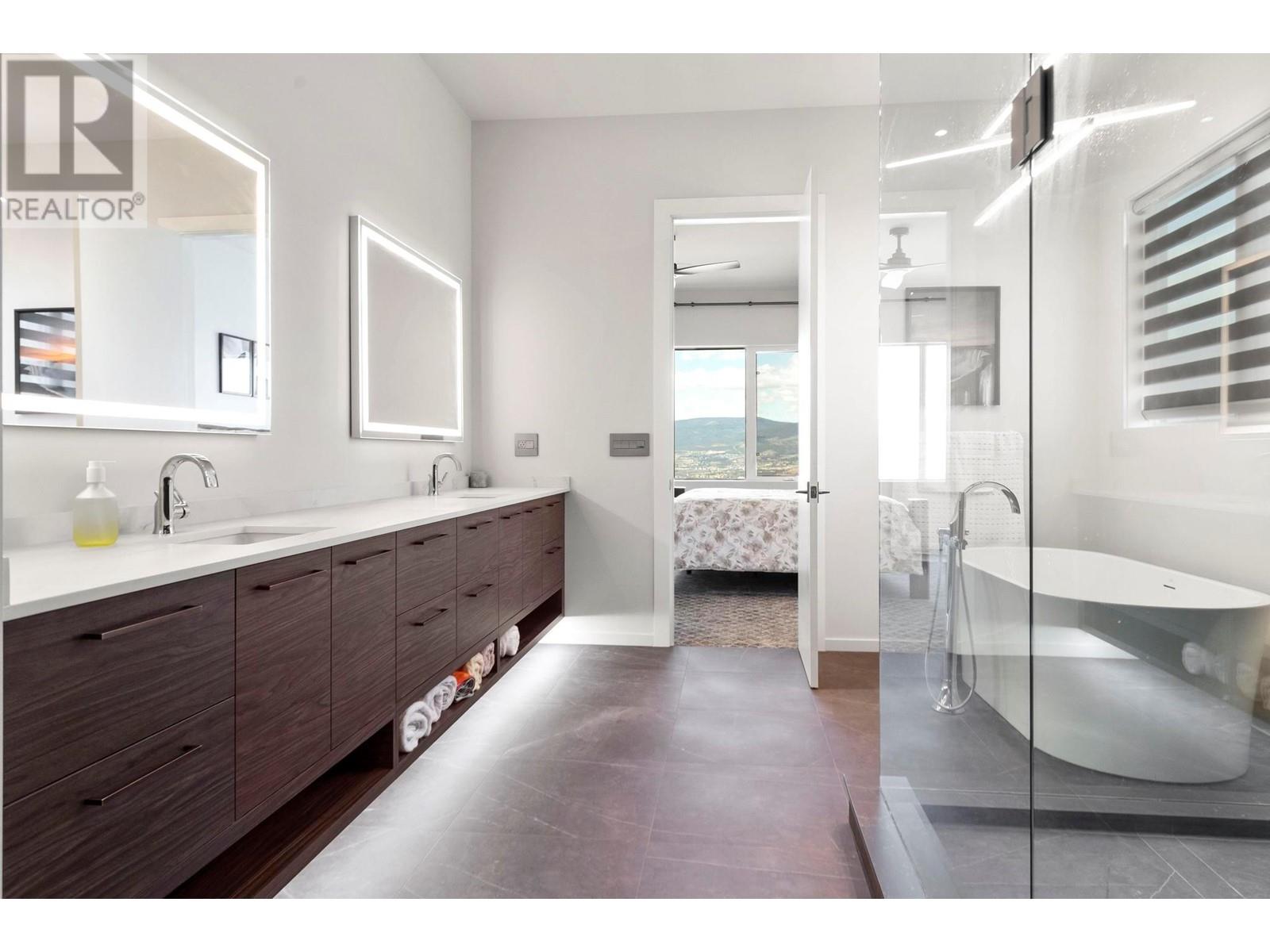 5546 Upper Mission Drive, Kelowna, British Columbia  V1W 5M4 - Photo 30 - 10335440