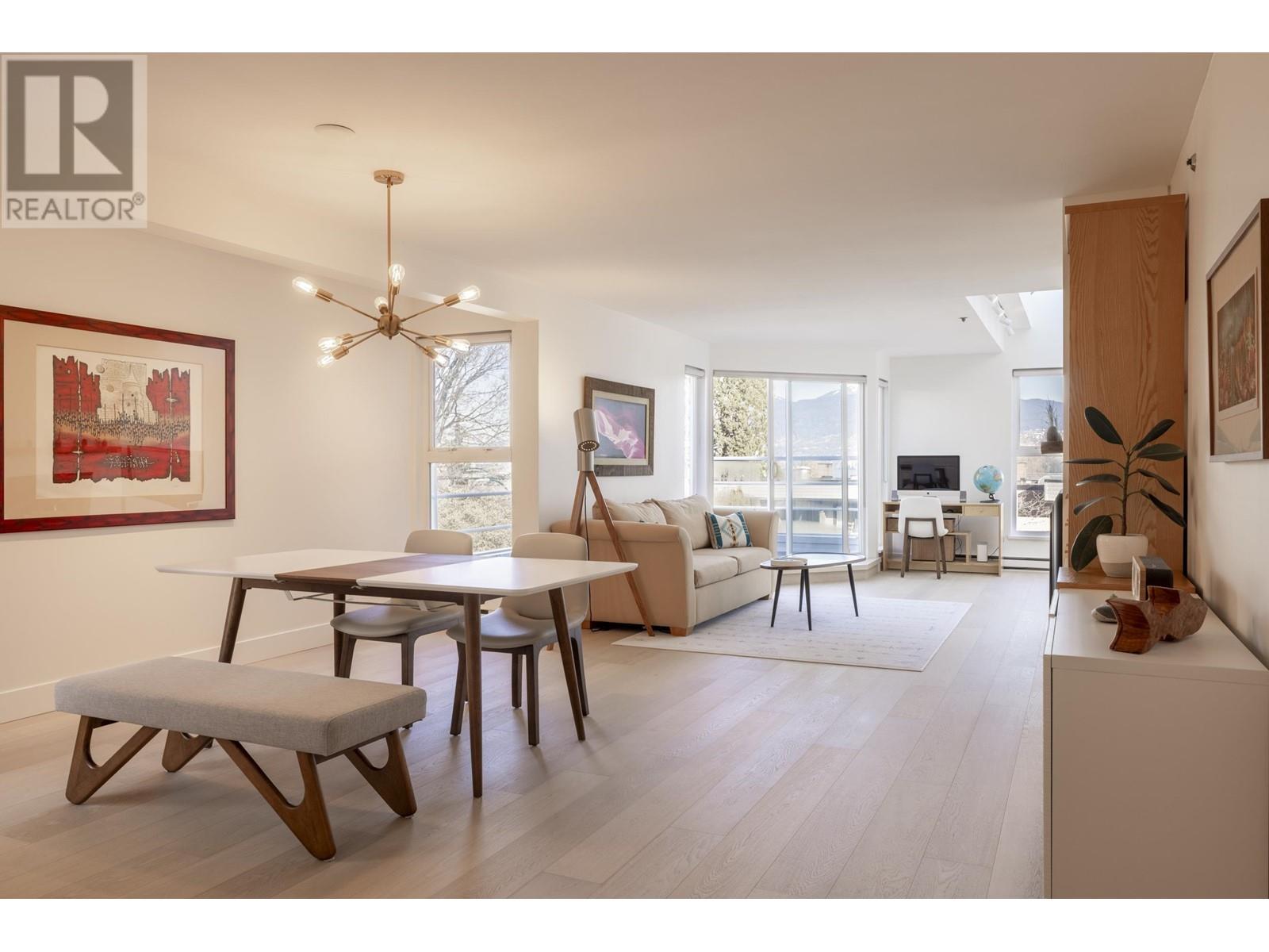 2240 York Avenue, Vancouver, British Columbia  V6K 1C6 - Photo 8 - R2976503