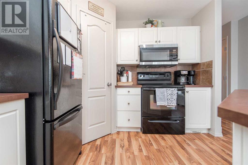 232 Ibbottson Close, Red Deer, Alberta  T4R 0C6 - Photo 10 - A2224305
