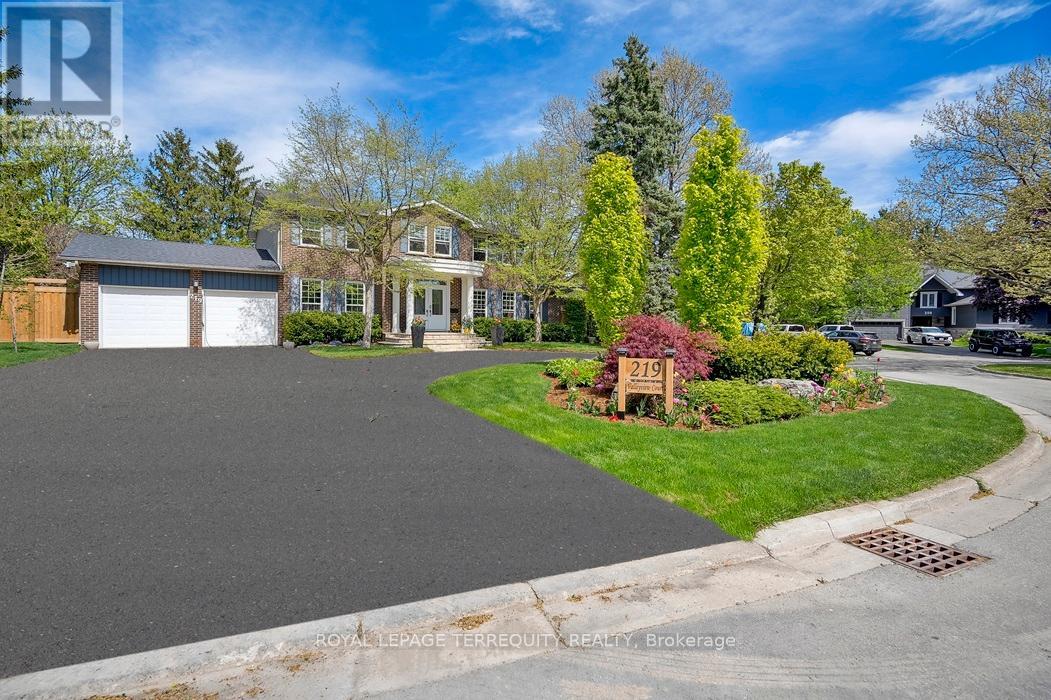 Property at 219 VALLEYVIEW COURT image 2