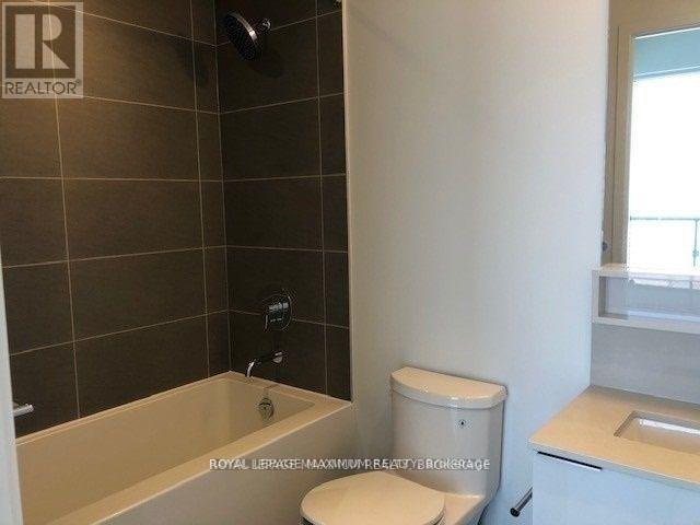 3703 - 5 Buttermill Avenue, Vaughan, Ontario  L4K 0J5 - Photo 11 - N12171433