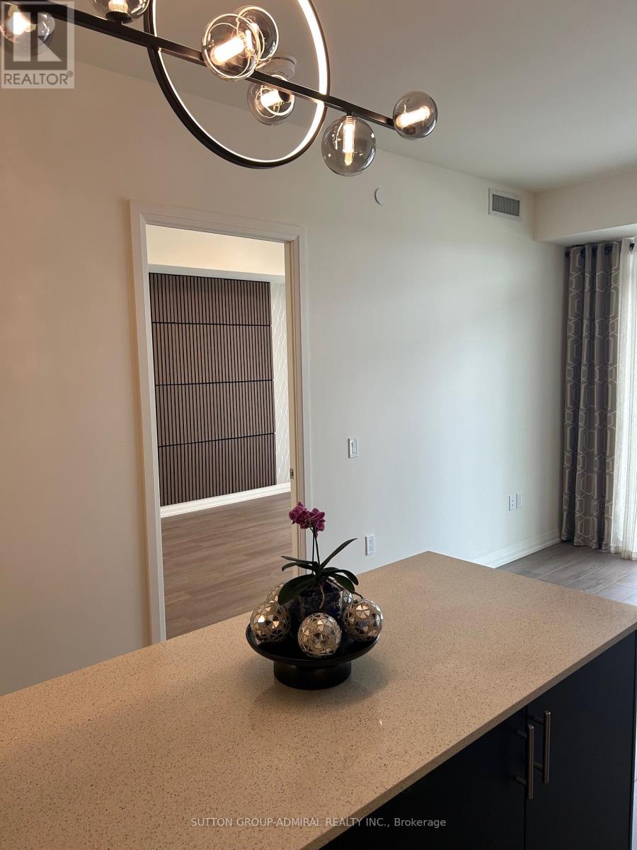 1919 - 8960 Jane Street, Vaughan, Ontario  L4K 2M9 - Photo 3 - N12171438