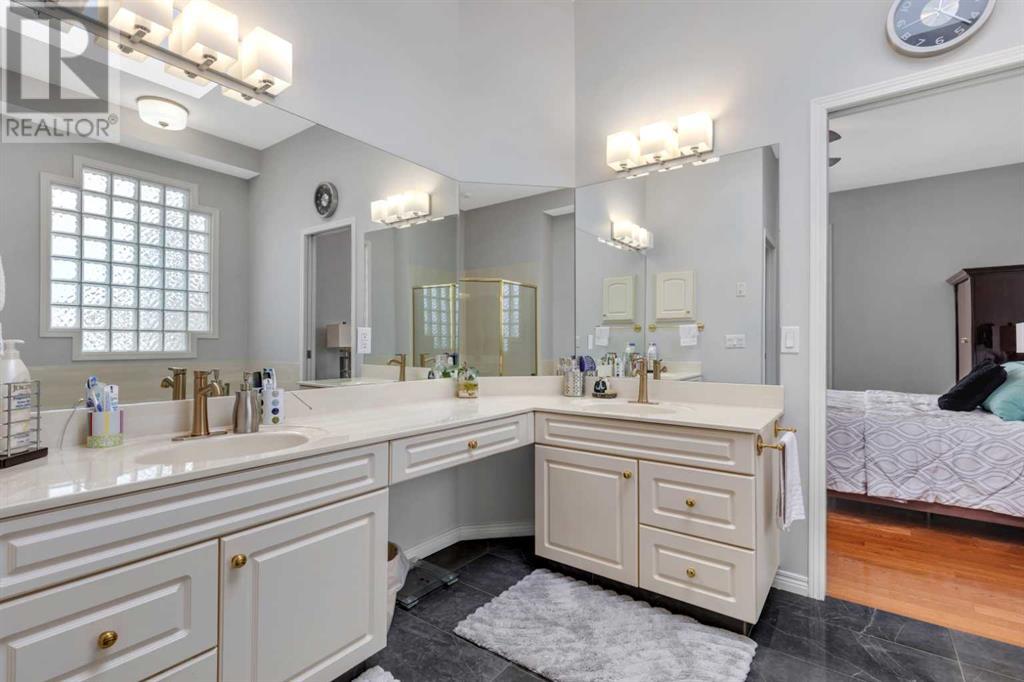 139 Valley Ridge Green Nw, Calgary, Alberta  T3B 5L5 - Photo 31 - A2213972