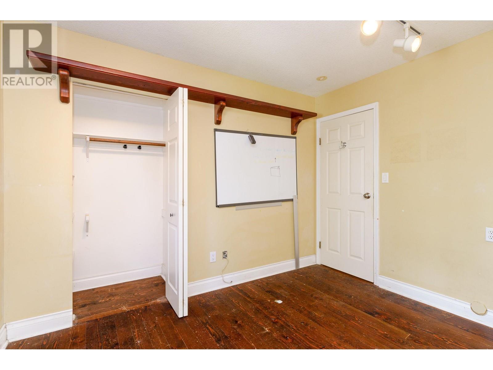 22984 Cliff Avenue, Maple Ridge, British Columbia  V2X 7Z9 - Photo 24 - R3006323