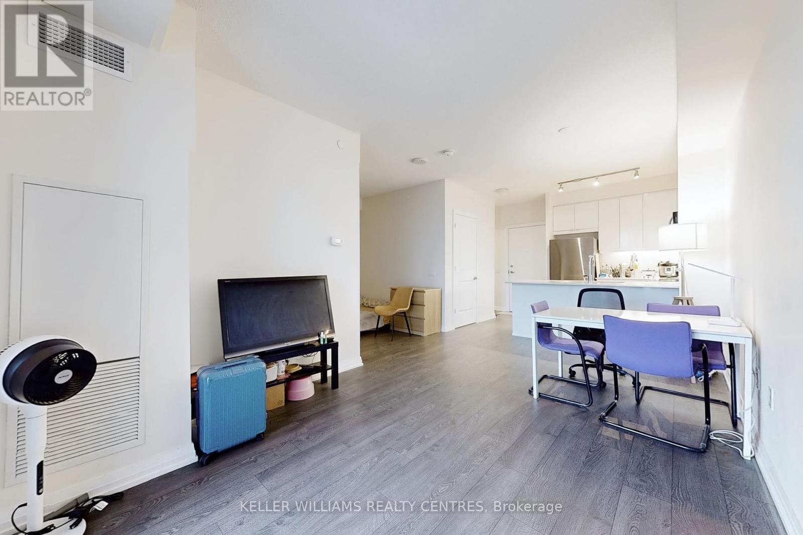 518 - 50 Thomas Riley Road, Toronto, Ontario  M9B 0C5 - Photo 11 - W12171405