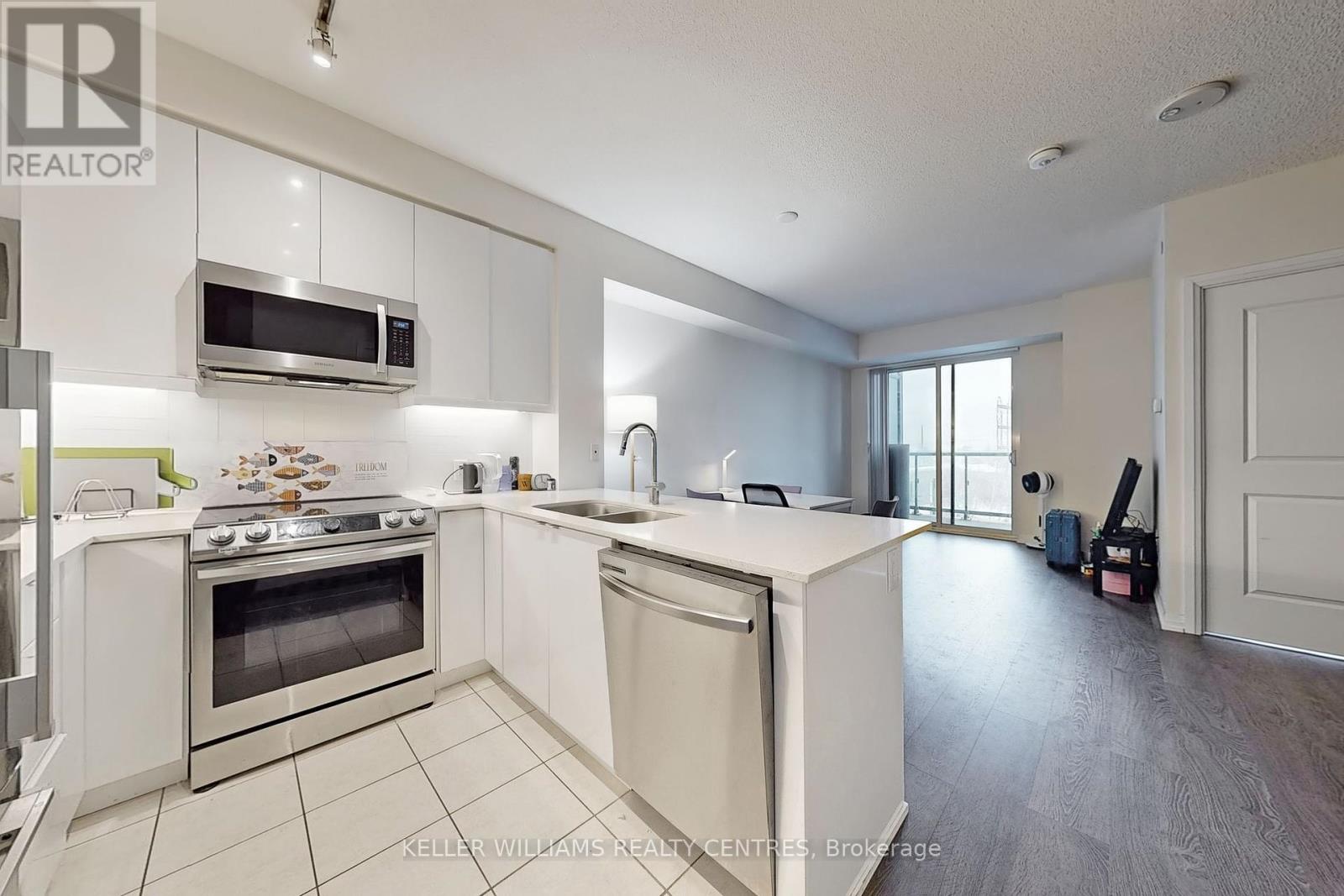 518 - 50 Thomas Riley Road, Toronto, Ontario  M9B 0C5 - Photo 7 - W12171405