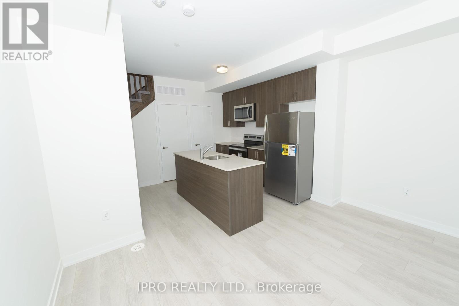 17 - 3540 Colonial Drive, Mississauga, Ontario  L5L 0C1 - Photo 4 - W12171420