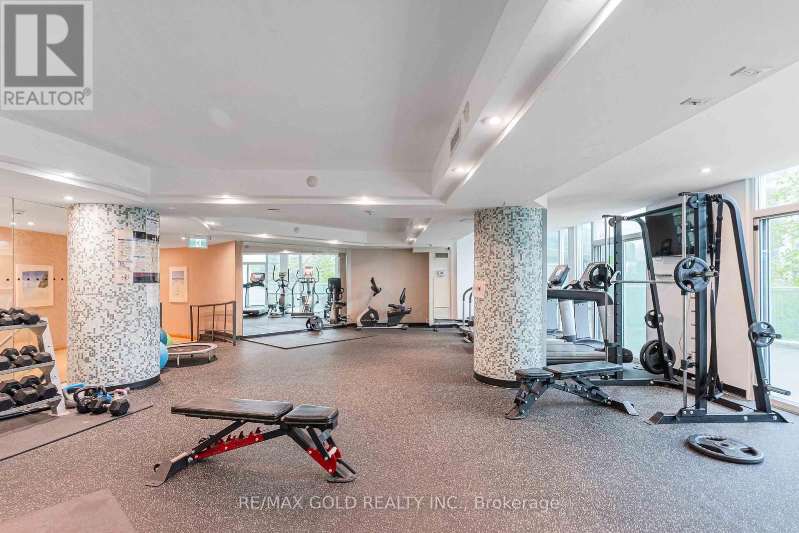 1902 - 3939 Duke Of York Boulevard, Mississauga, Ontario  L5B 4N2 - Photo 43 - W12171445