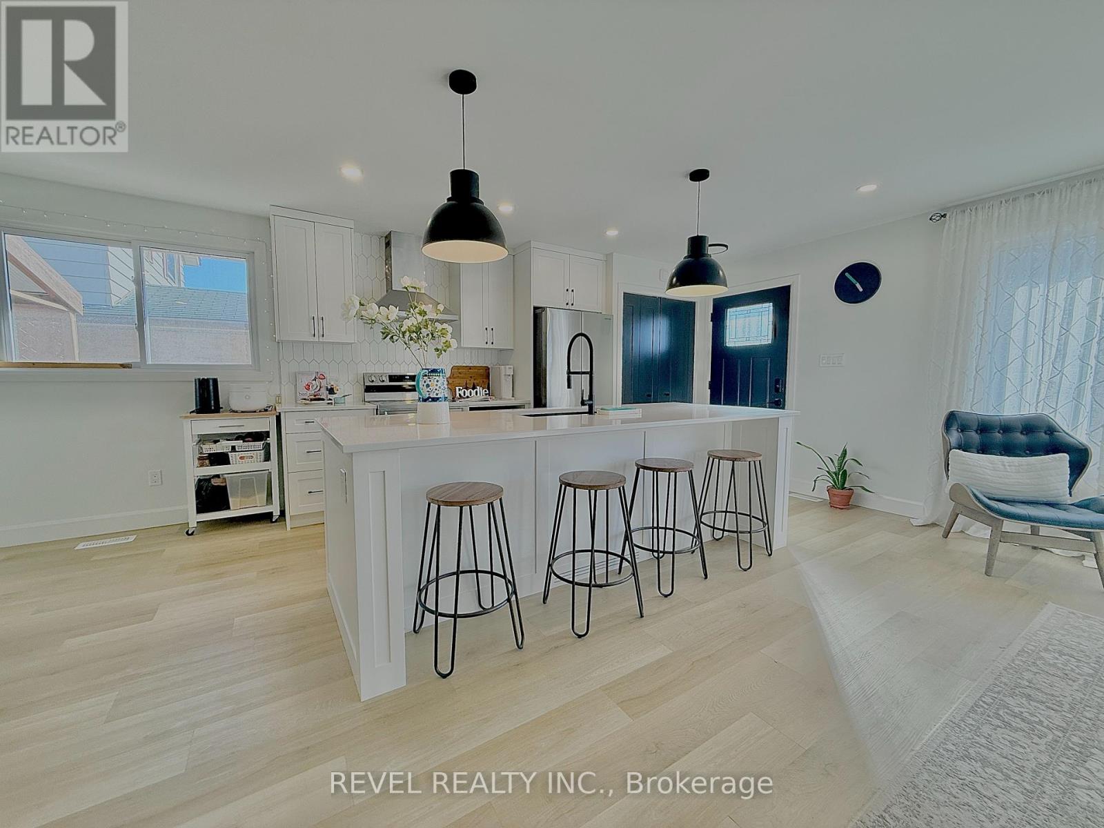 779 Monsarrat Avenue, London East, Ontario  N5Y 4Y3 - Photo 9 - X12171411