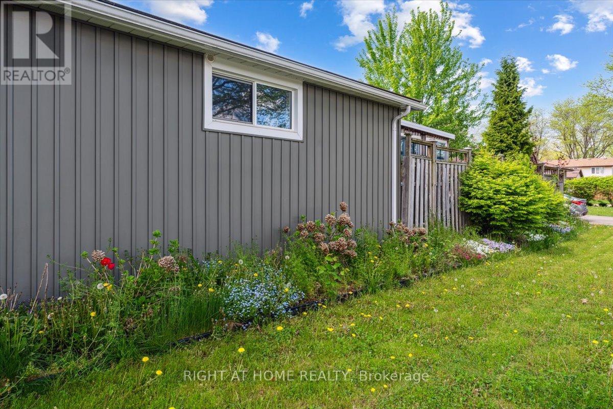 5863 Church's Lane, Niagara Falls, Ontario  L2J 1Y9 - Photo 4 - X12171456
