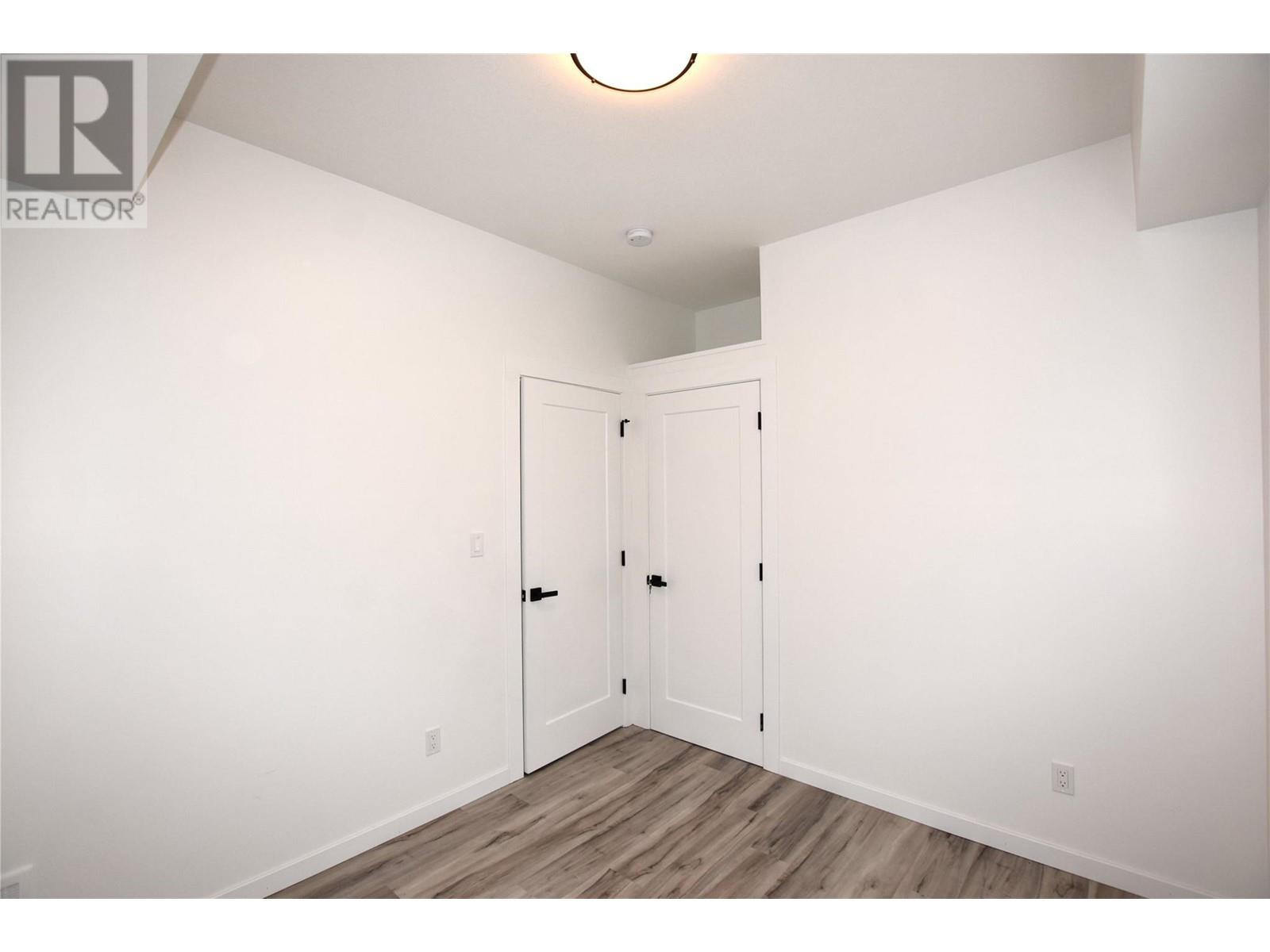 592 Nighthawk Avenue, Vernon, British Columbia  V1H 2A1 - Photo 23 - 10349031