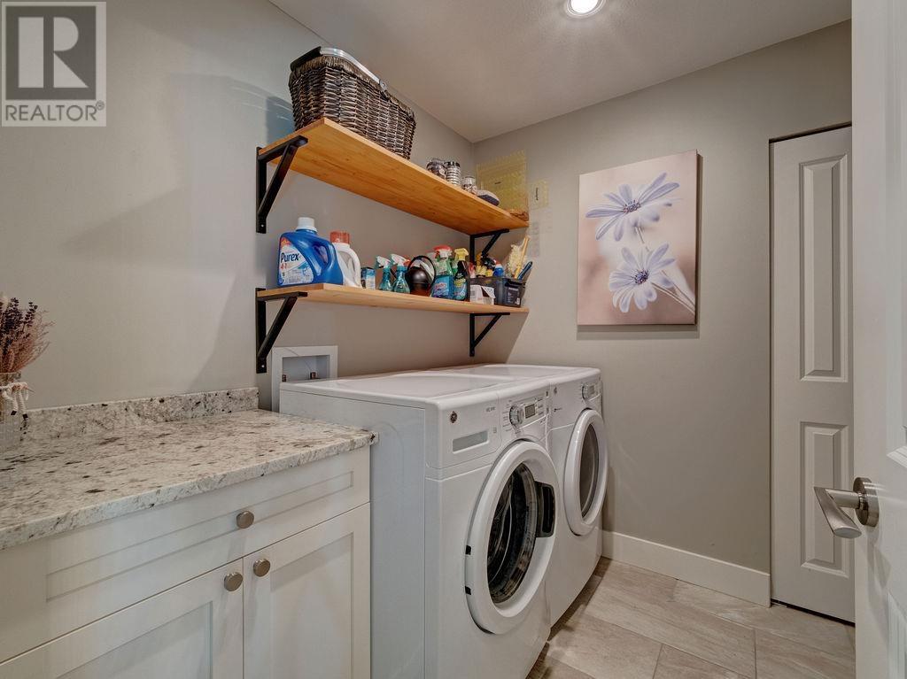 5533 Peregrine Crescent, Sechelt, British Columbia  V0N 3A7 - Photo 33 - R3006744