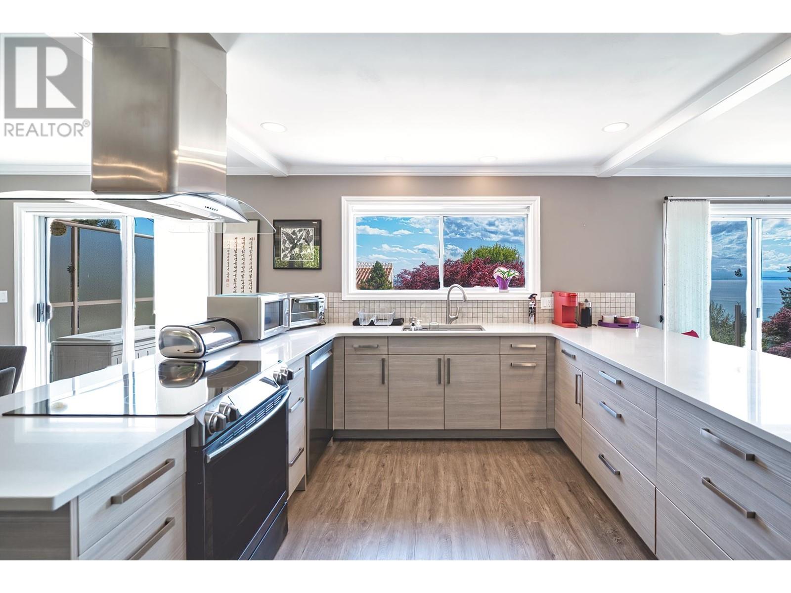 1486 Bonniebrook Heights Road, Gibsons, British Columbia  V0N 1V5 - Photo 11 - R3006745