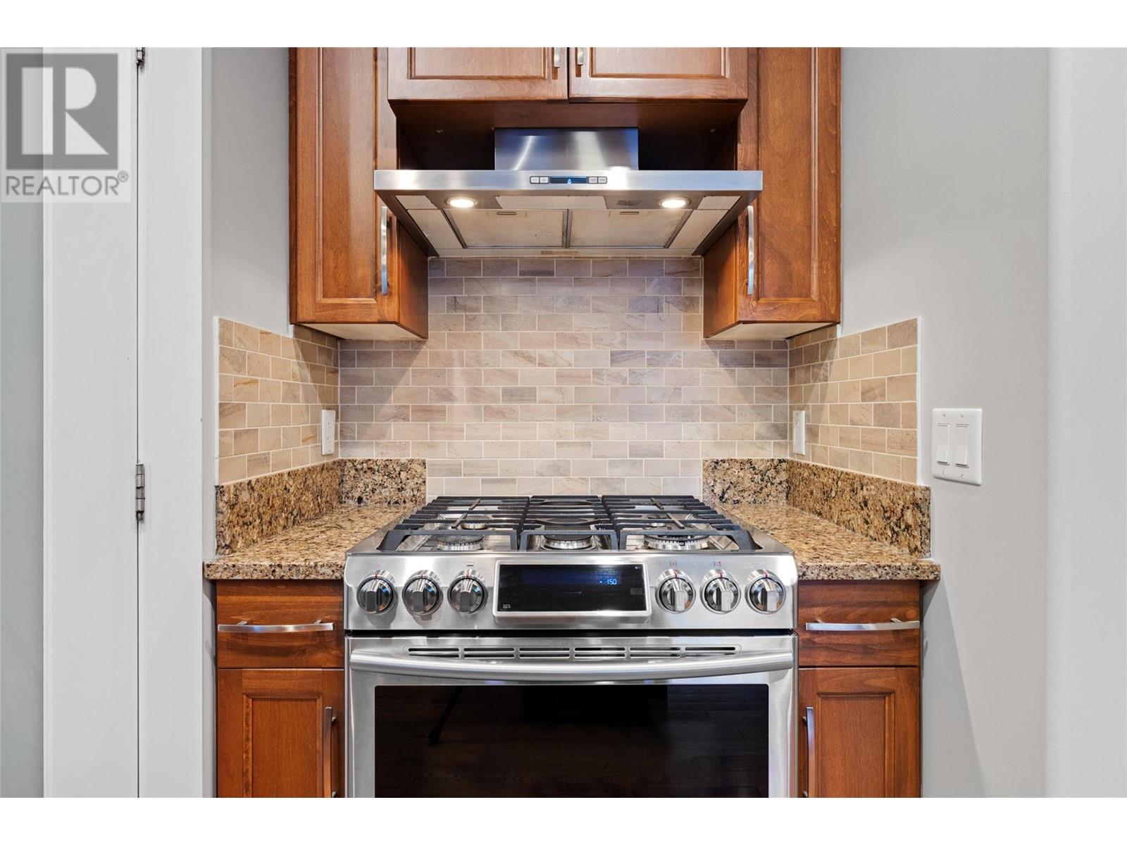 Property at 9749 Santina Road image 4