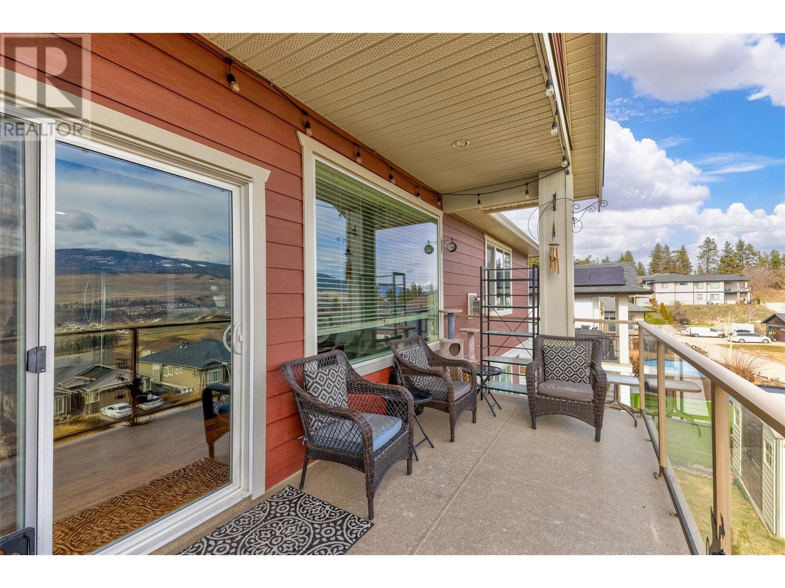 9749 Santina Road, Lake Country, BC V4V2R9