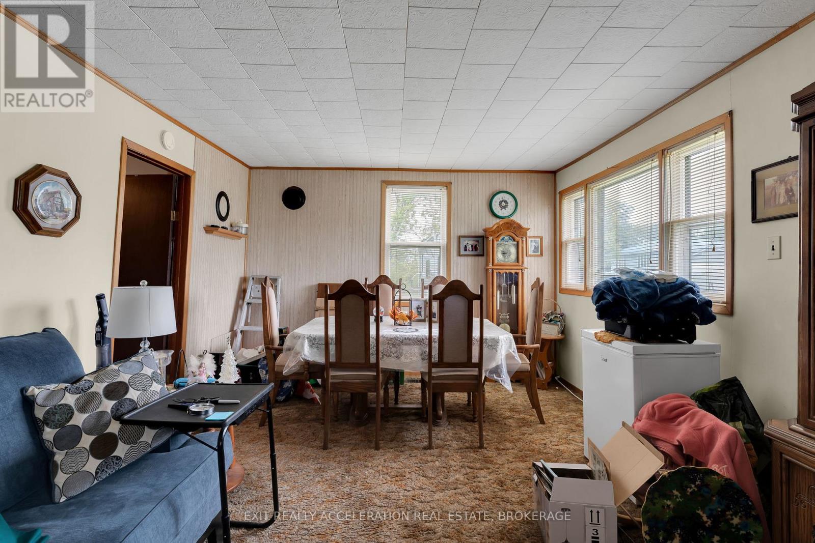 1407 Doyle Road, Loyalist, Ontario  K7R 3L2 - Photo 10 - X12152657