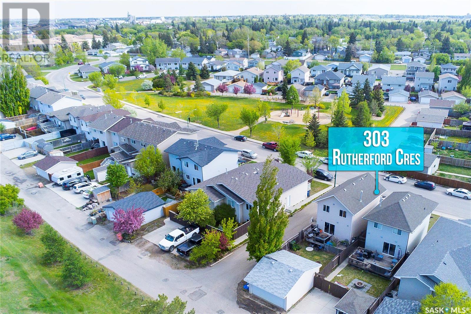 Property at 303 Rutherford CRESCENT image 3