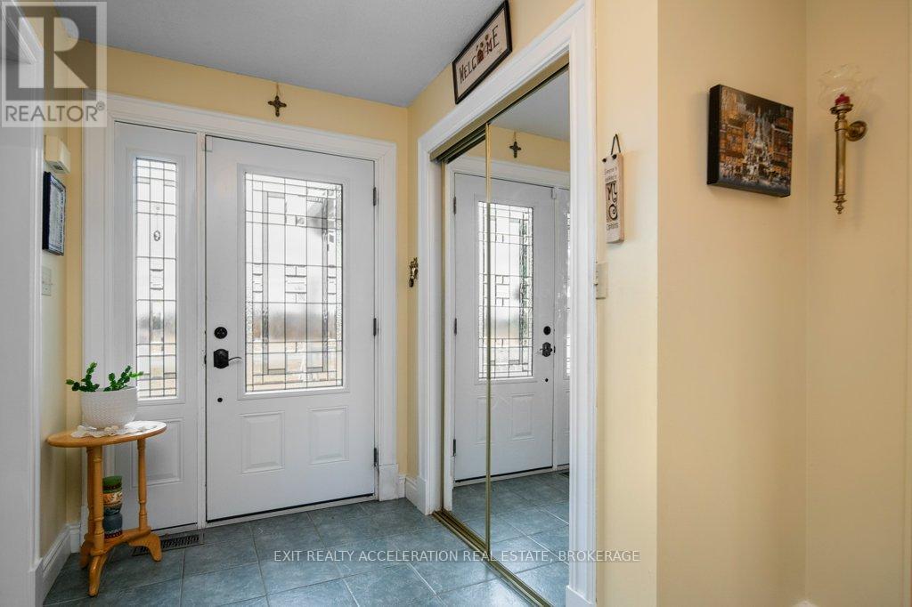 371 County Rd 8, Greater Napanee, Ontario  K7R 3K6 - Photo 5 - X12171487