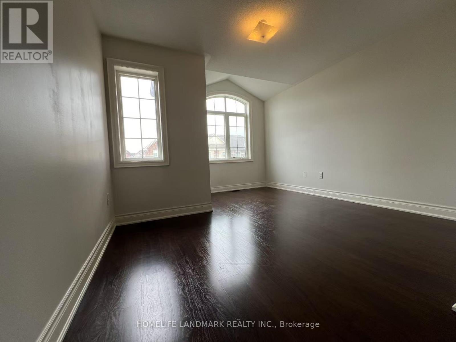 16 Beechborough Crescent, East Gwillimbury, Ontario  L9N 0P2 - Photo 12 - N12170645