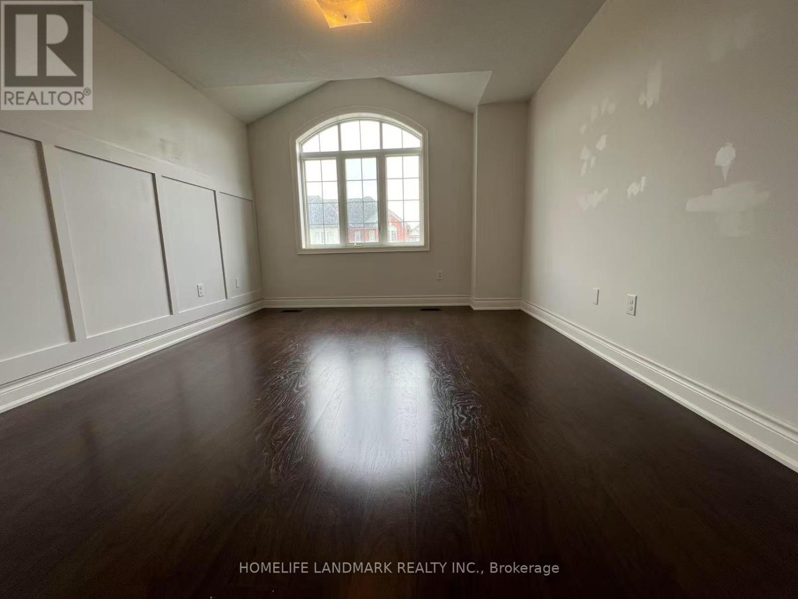 16 Beechborough Crescent, East Gwillimbury, Ontario  L9N 0P2 - Photo 10 - N12170645