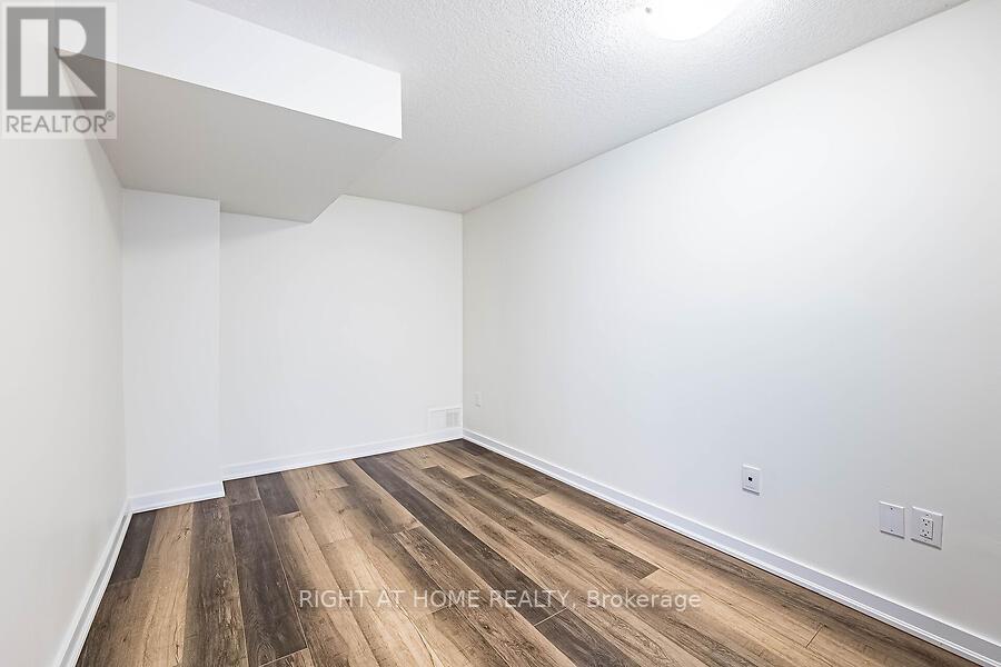 12 Edsel Road, Brampton (Northwest Brampton), Ontario  L7A 4K6 - Photo 28 - W12169202