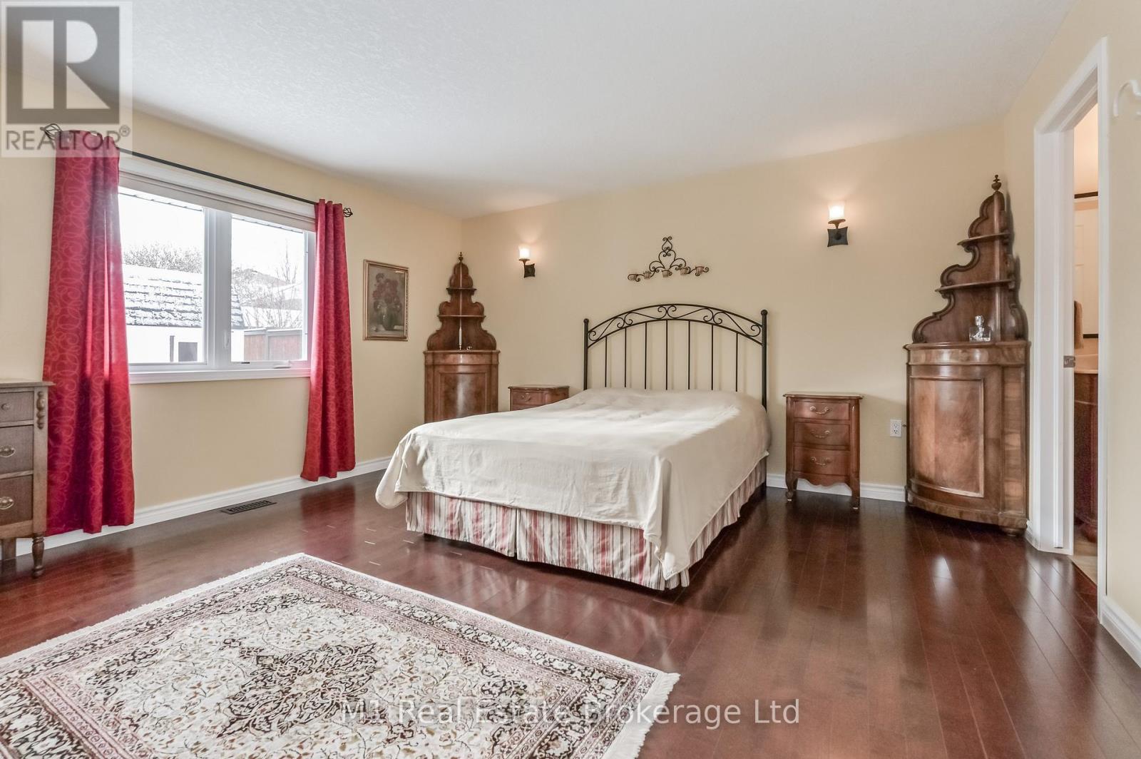 104 Keating Drive, Centre Wellington, Ontario  N0B 1S0 - Photo 22 - X12164259