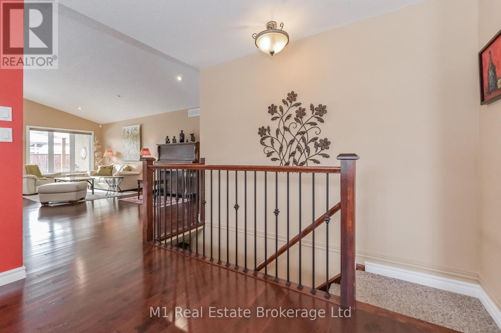 104 Keating Drive, Centre Wellington, Ontario  N0B 1S0 - Photo 25 - X12164259