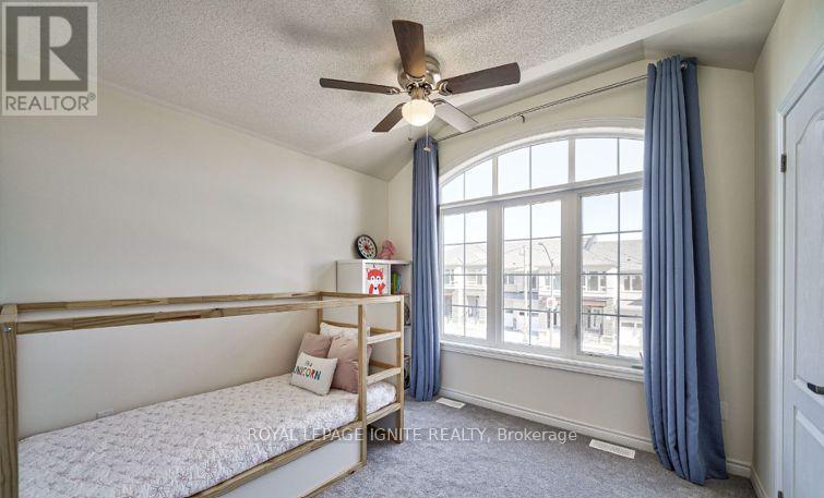 61 Mountainside Crescent, Whitby, Ontario  L1R 0P4 - Photo 15 - E12171493