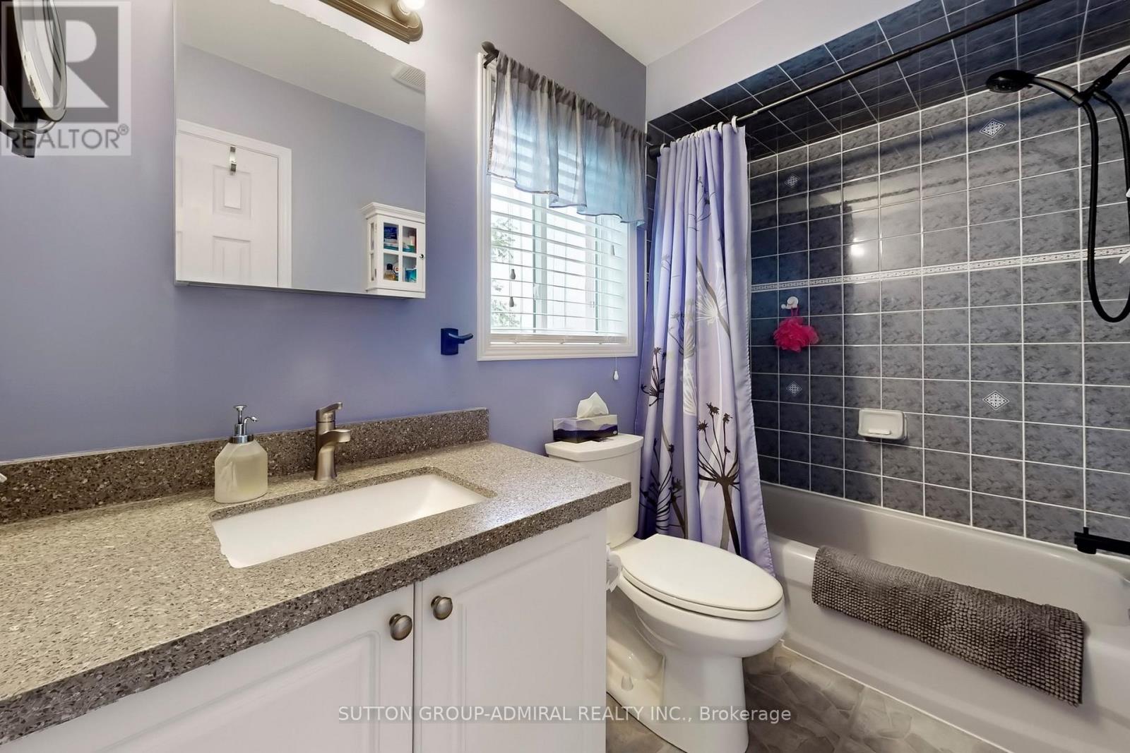 4 Blanchard Court, Whitby, Ontario  L1M 1H5 - Photo 25 - E12171498