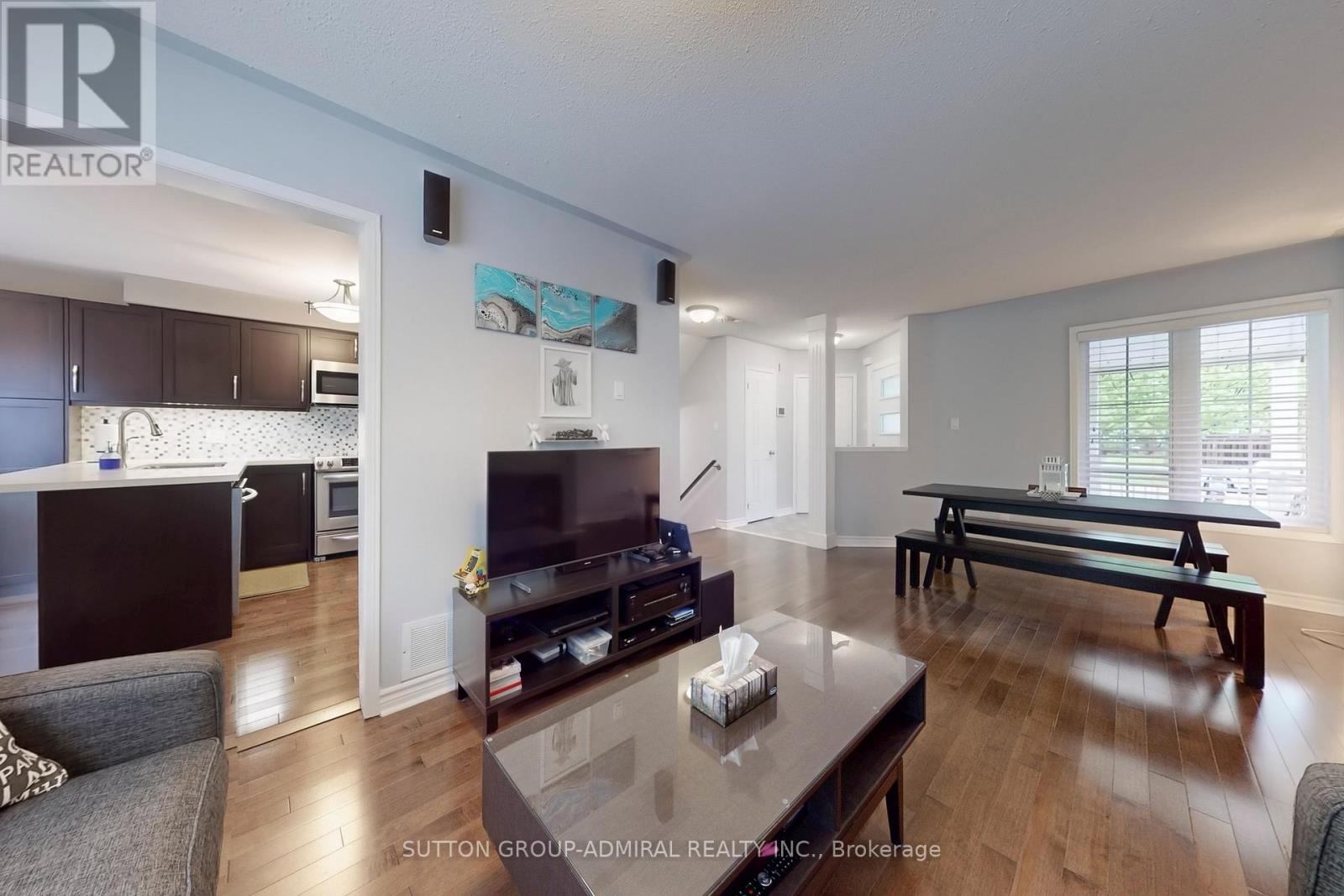 4 Blanchard Court, Whitby, Ontario  L1M 1H5 - Photo 7 - E12171498