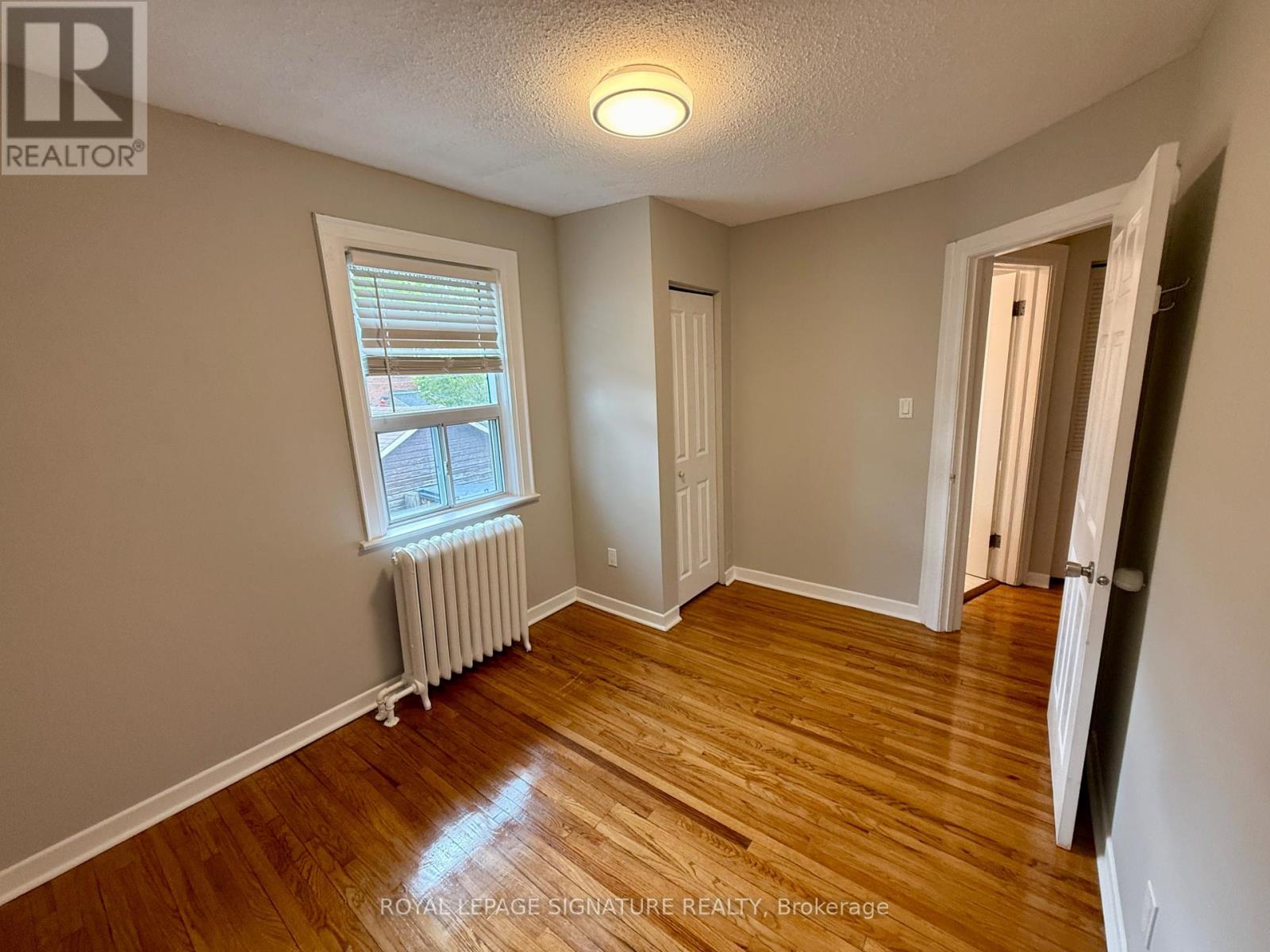 Upper - 60 Glen Manor Drive, Toronto, Ontario  M4E 2X2 - Photo 14 - E12171509