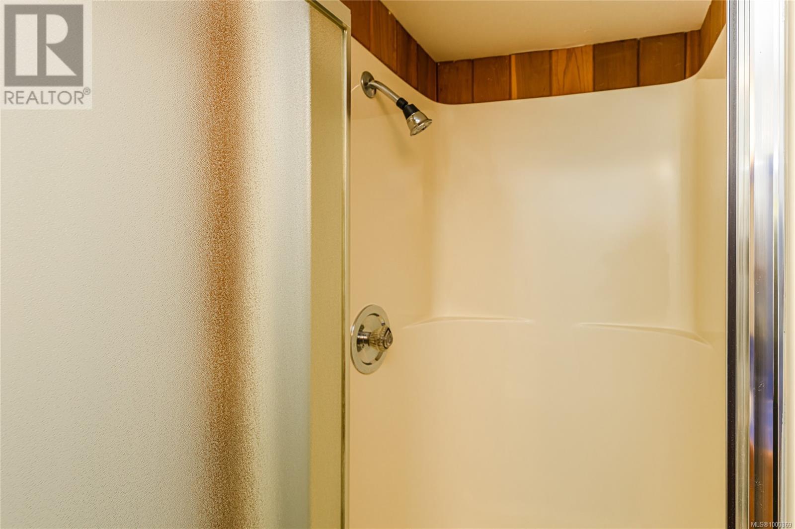 Property at 200 Wilkie Way image 5